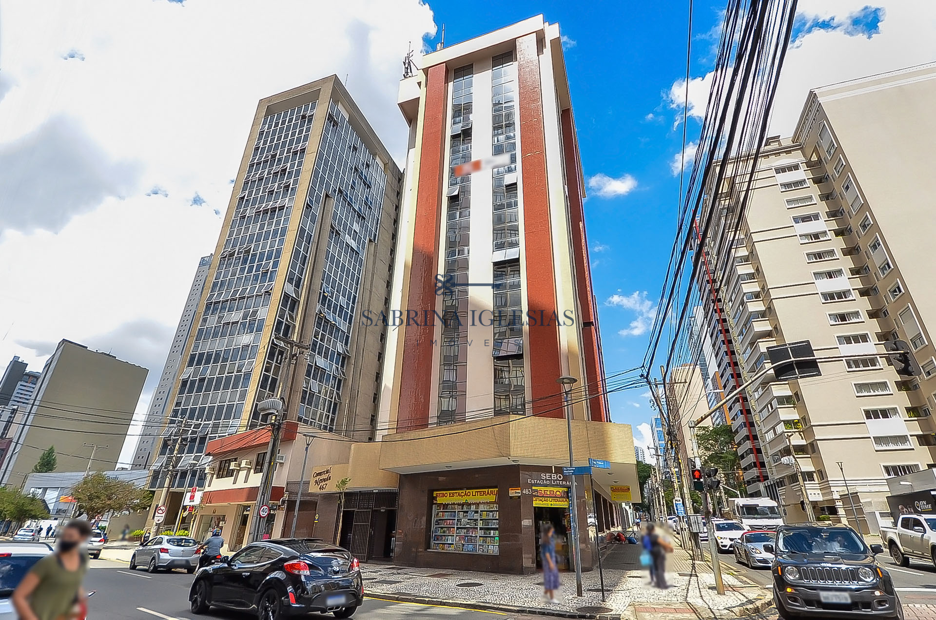 Conjunto Ou Sala Comercial Em Curitiba Pr No Bairro Centro