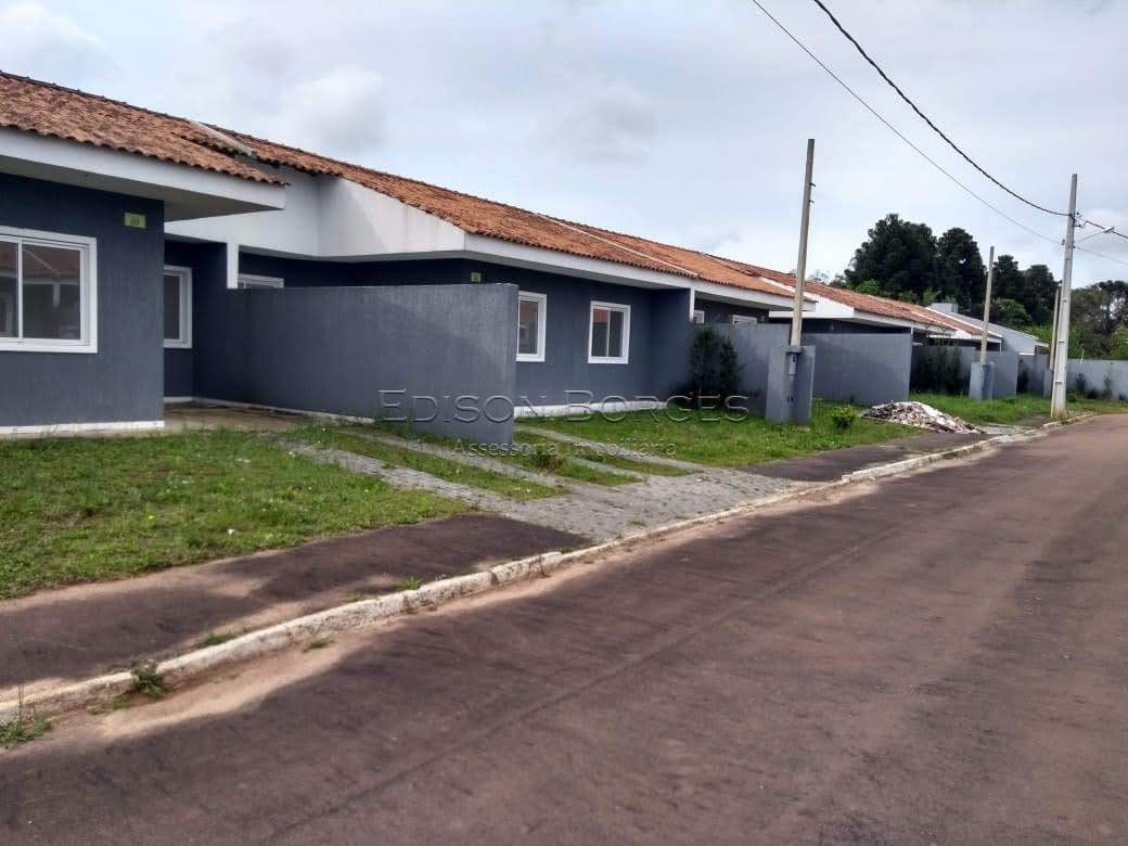 Casa em Condomínio em SÃO JOSÉ DOS PINHAIS - PR, no bairro Campo Largo