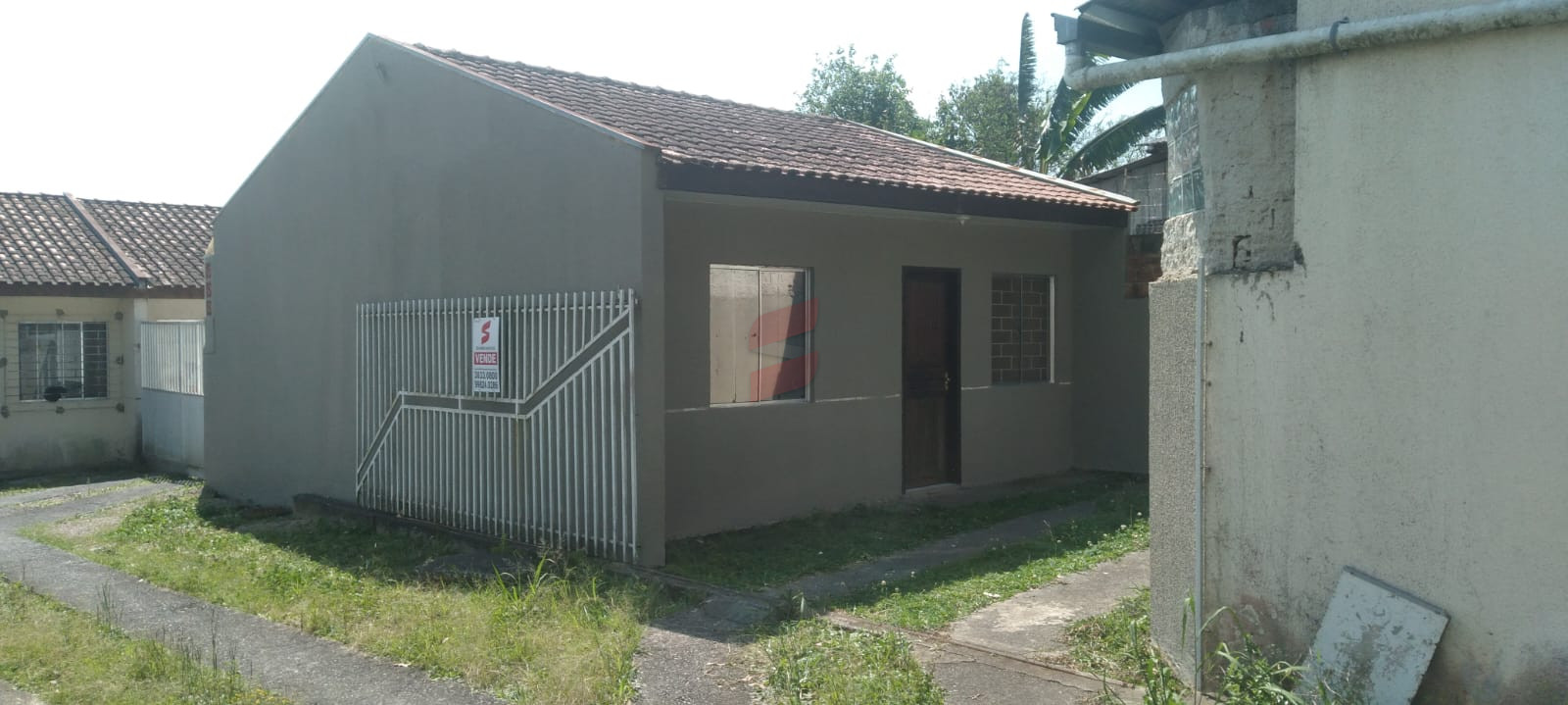 CASA com 2 dormitórios à venda com 116.22m² por R$ 179.000,00 no bairro Vila Vicente Macedo - PIRAQUARA / PR
