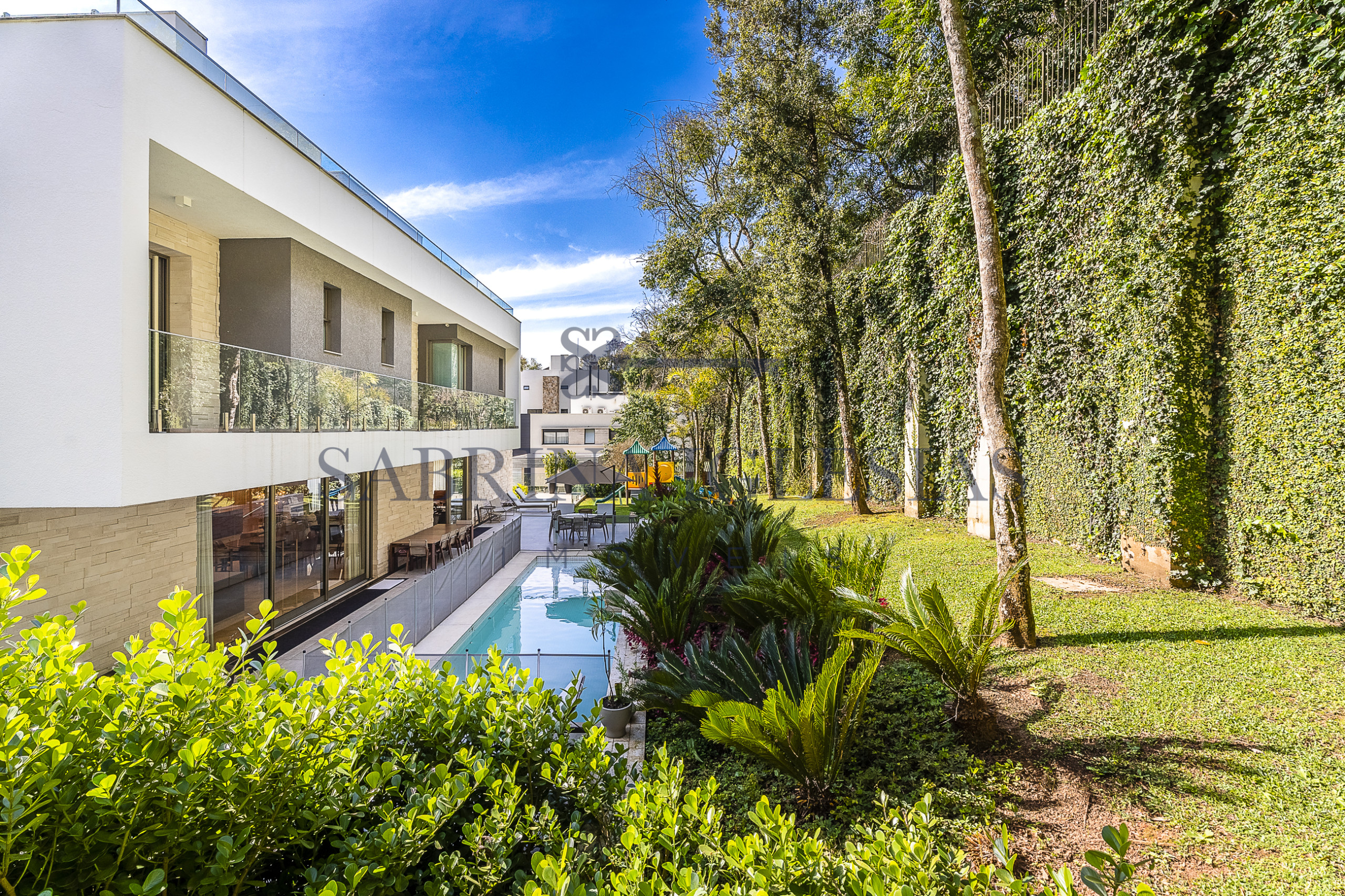 Long Beach, casas e terrenos Campo Comprido - Curitiba