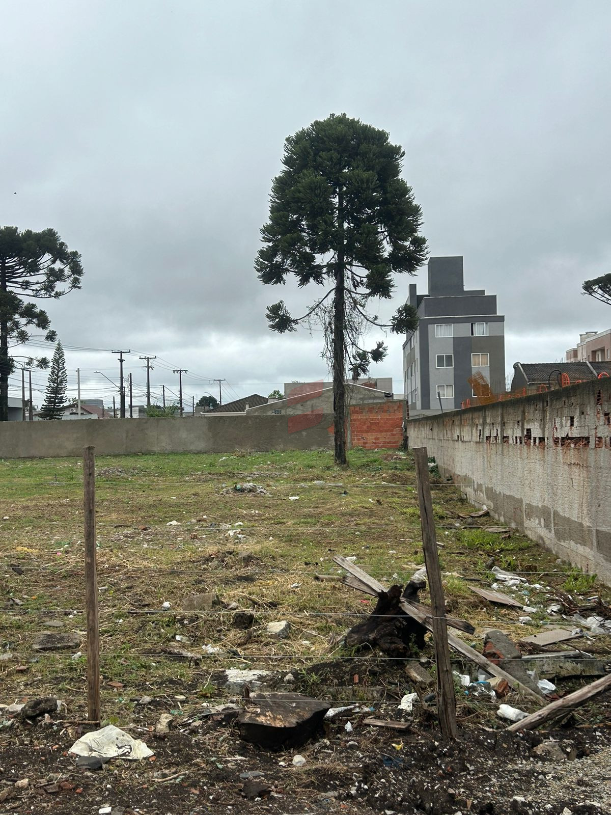 TERRENO à venda por R$ 205.000,00 no bairro Vargem Grande - PINHAIS / PR