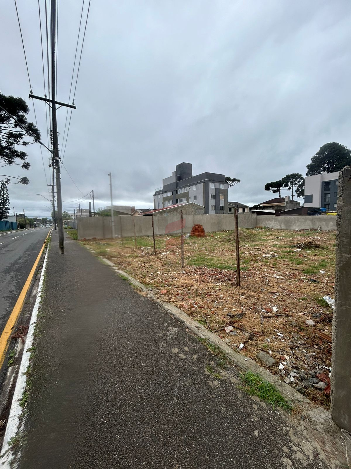 TERRENO à venda com 150m² por R$ 230.000,00 no bairro Vargem Grande - PINHAIS / PR