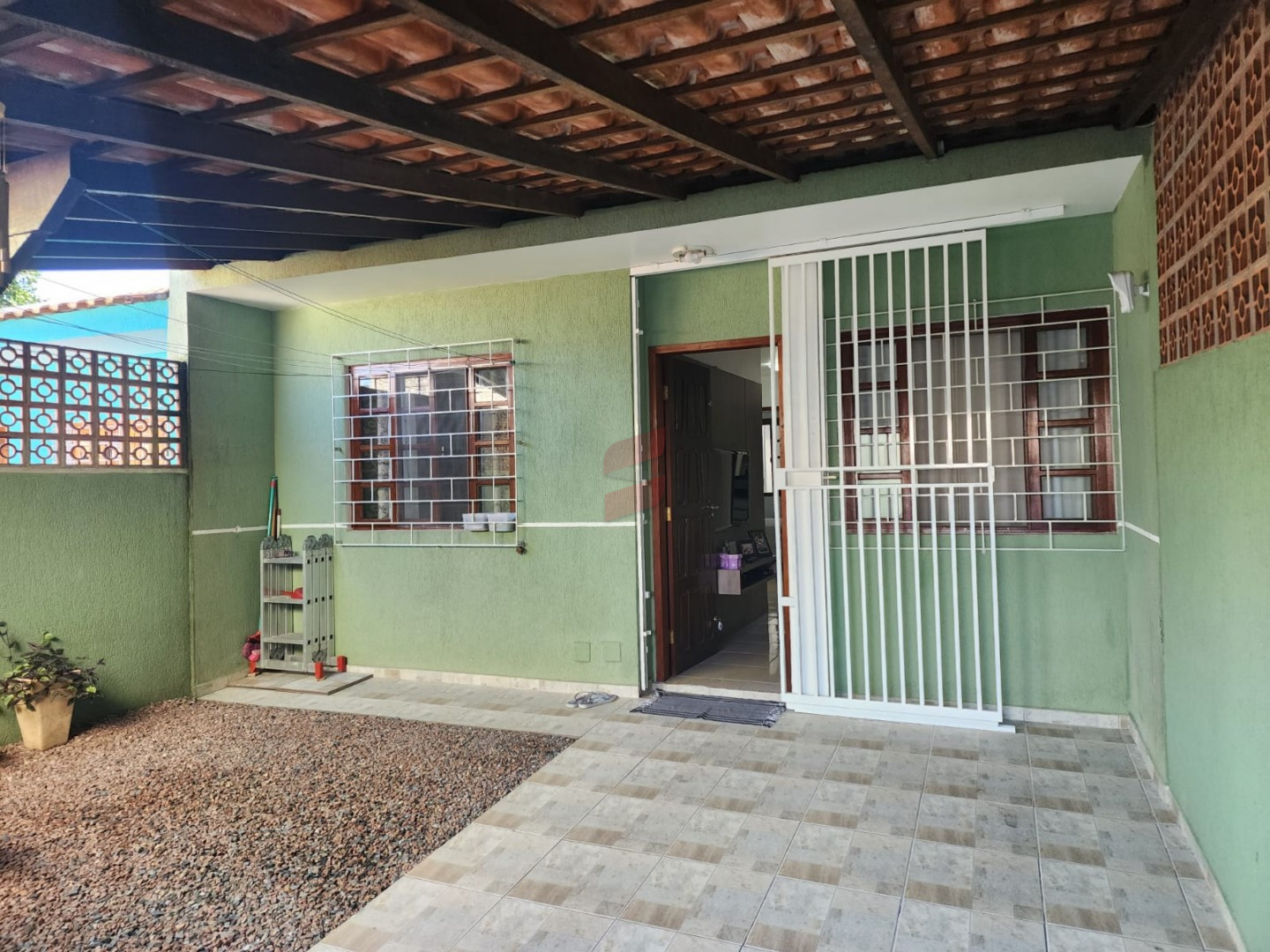 CASA com 2 dormitórios à venda com 82.31m² por R$ 430.000,00 no bairro Parque da Fonte - SÃO JOSÉ DOS PINHAIS / PR