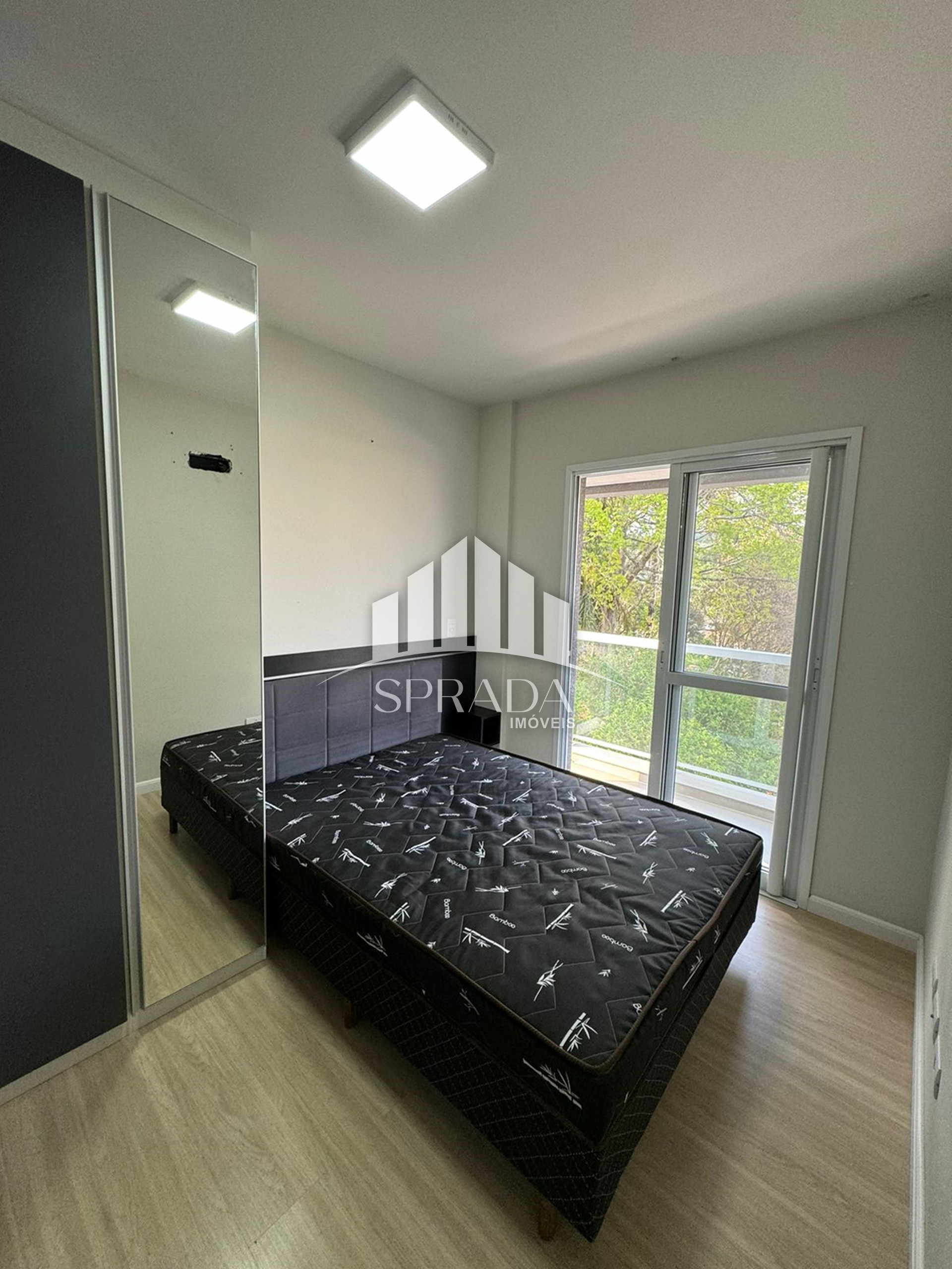 Apartamento à venda com 2 quartos, 70m² - Foto 9