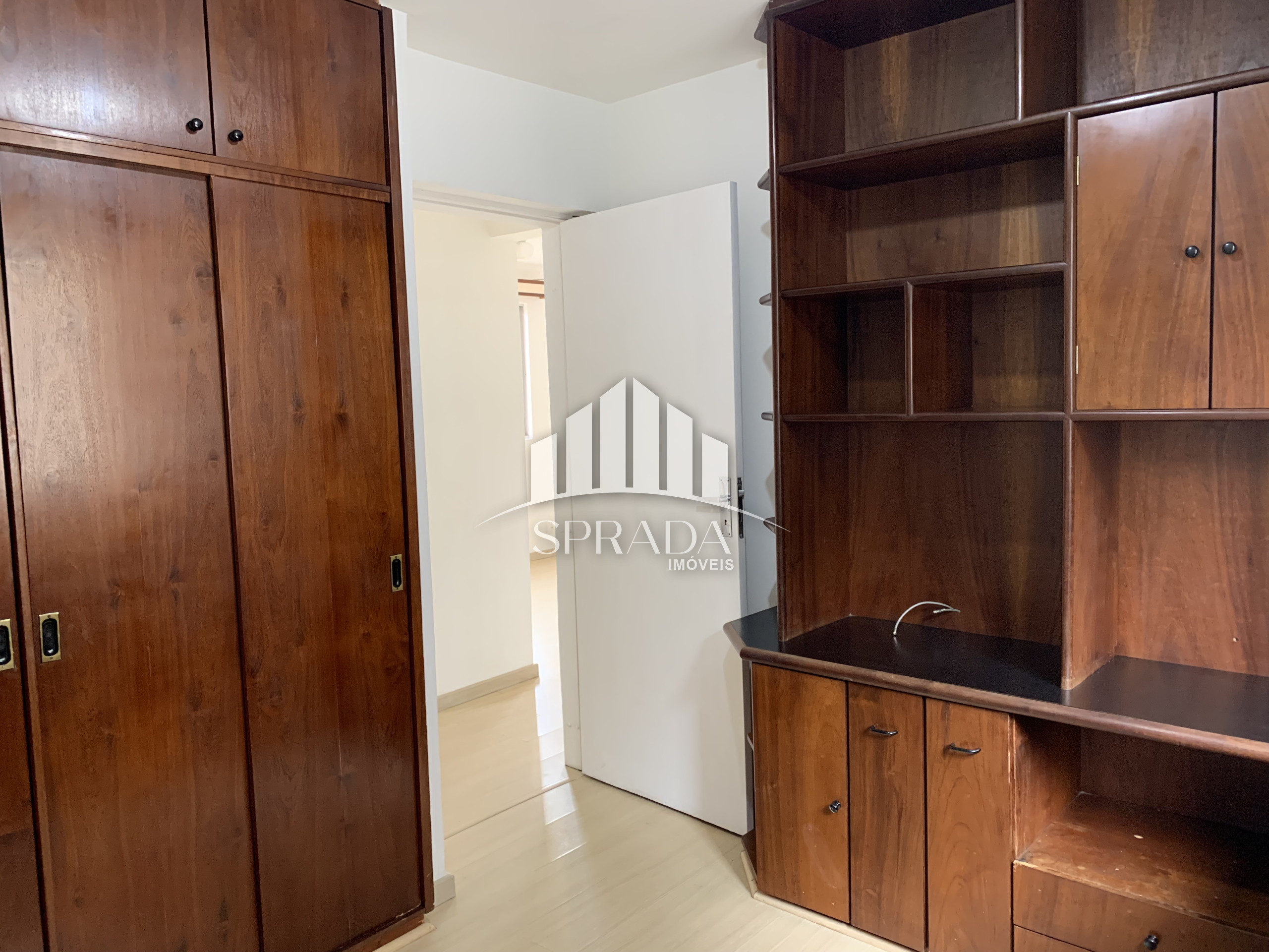 Apartamento à venda com 2 quartos, 70m² - Foto 18